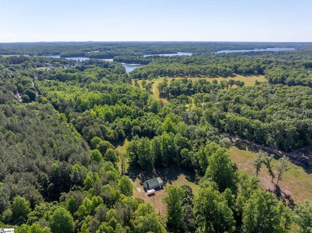 330 Fews Bridge Road, Taylors, SC 29687
