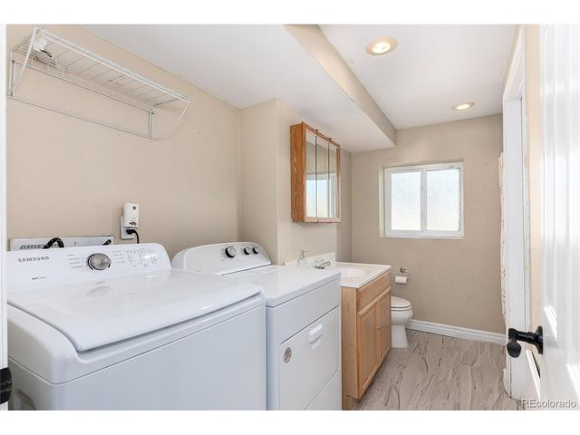 1867 S Zeno Way, Aurora, CO 80017