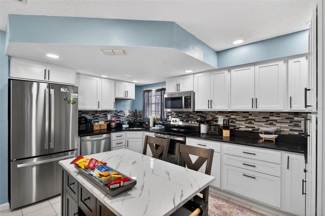 7623 MAKO DRIVE, Hudson, FL 34667