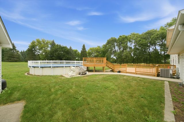 518 Meadow Court, Winthrop Harbor, IL 60096