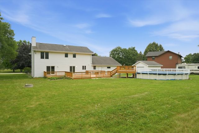 518 Meadow Court, Winthrop Harbor, IL 60096