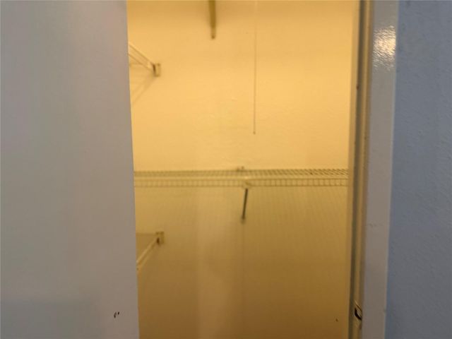 3122 Trail Lake Drive, Houston, TX 77045