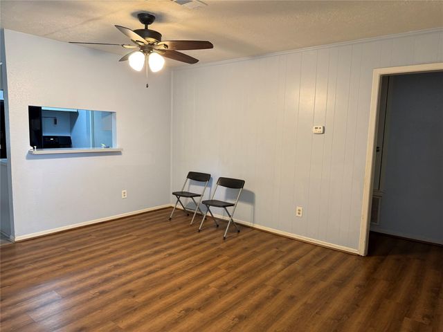 3122 Trail Lake Drive, Houston, TX 77045