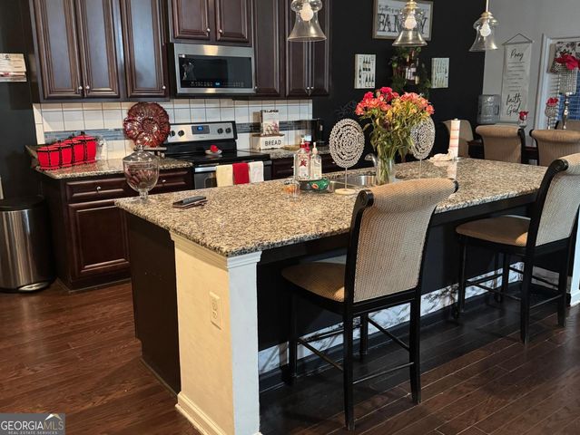 615 St Annes Place, Covington, GA 30016