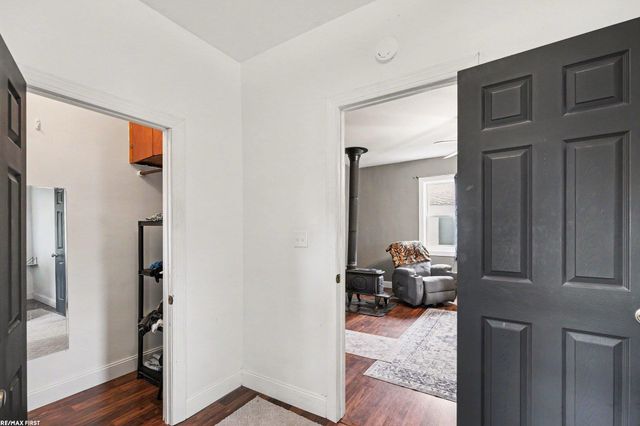 425 E St Clair Street, Marine City, MI 48039