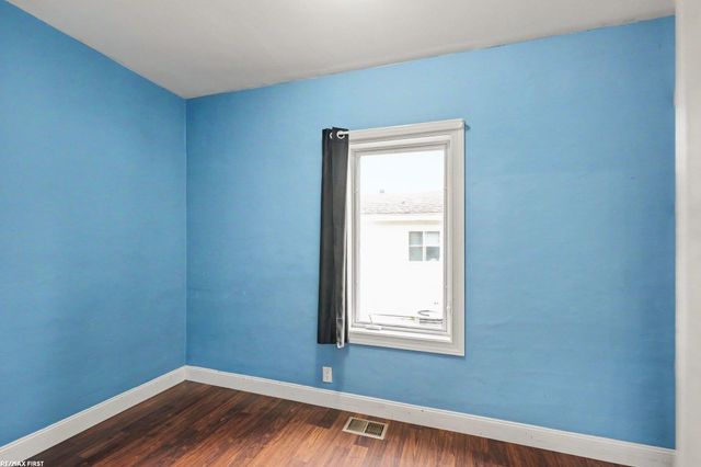 425 E St Clair Street, Marine City, MI 48039