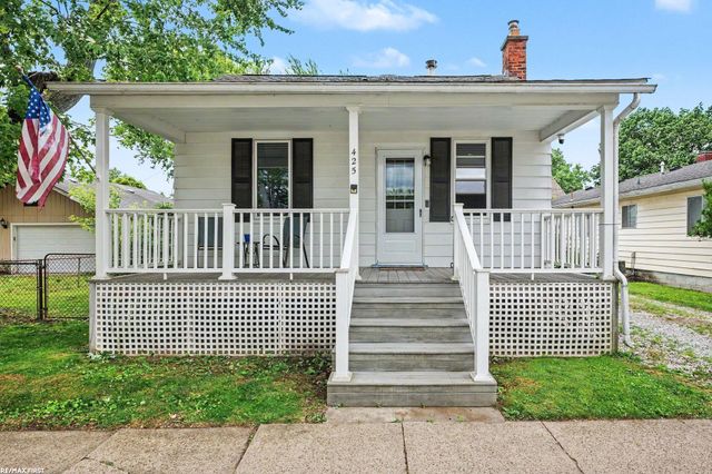425 E St Clair Street, Marine City, MI 48039