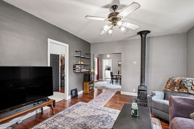 425 E St Clair Street, Marine City, MI 48039