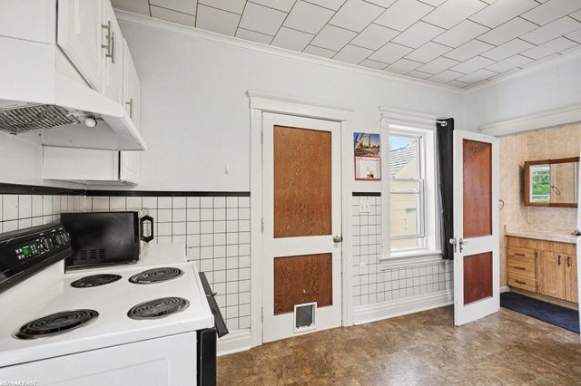 425 E St Clair Street, Marine City, MI 48039