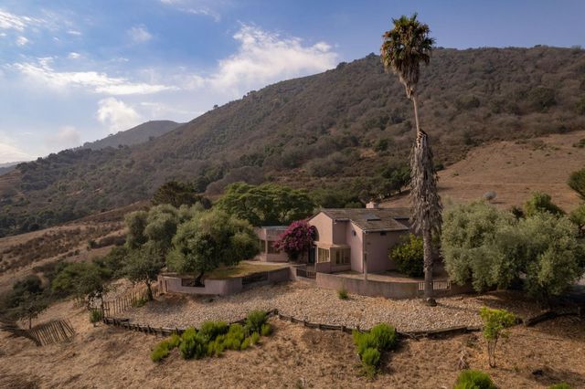 1352 River Road, Salinas, CA 93908