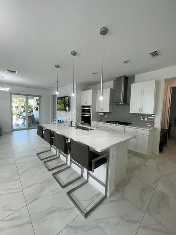 11365 SW Lyra Drive, Port St. Lucie, FL 34987