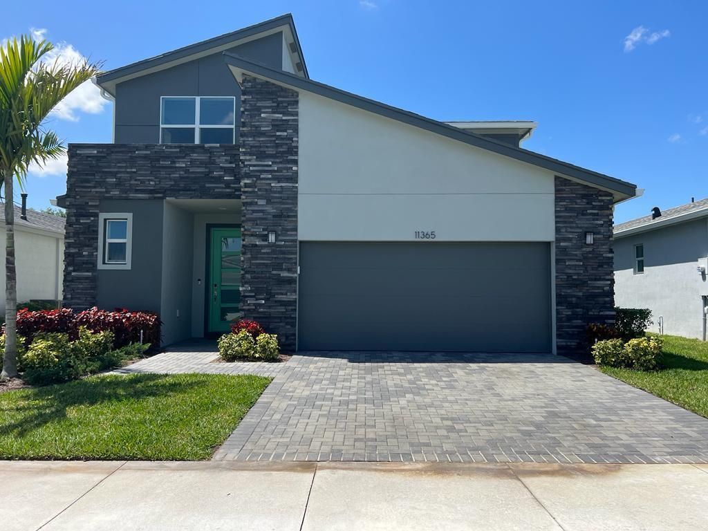11365 SW Lyra Drive, Port St. Lucie, FL 34987