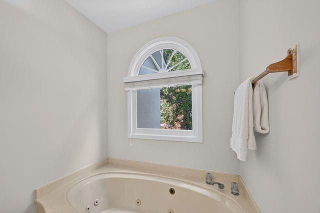 1158 Brookhaven Woods Court NE, Atlanta, GA 30319