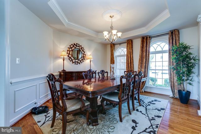 42463 PINE FOREST DR, Chantilly, VA 20152