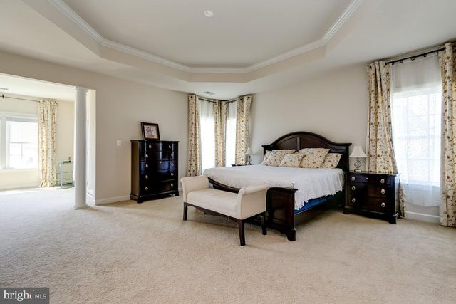 42463 PINE FOREST DR, Chantilly, VA 20152