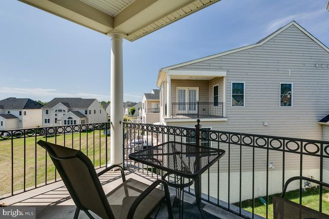 42463 PINE FOREST DR, Chantilly, VA 20152