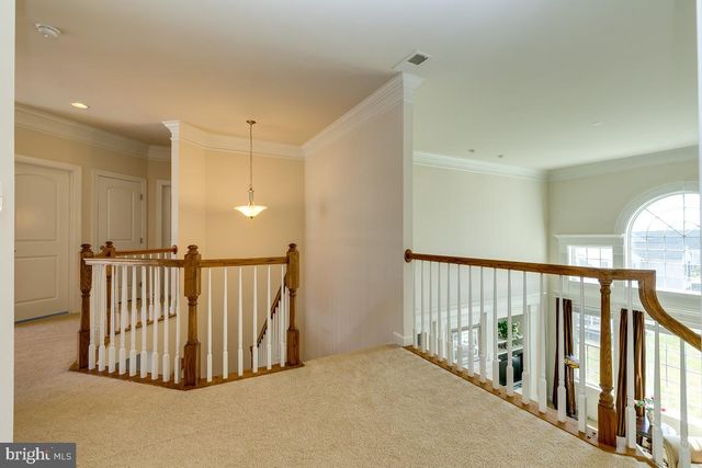42463 PINE FOREST DR, Chantilly, VA 20152