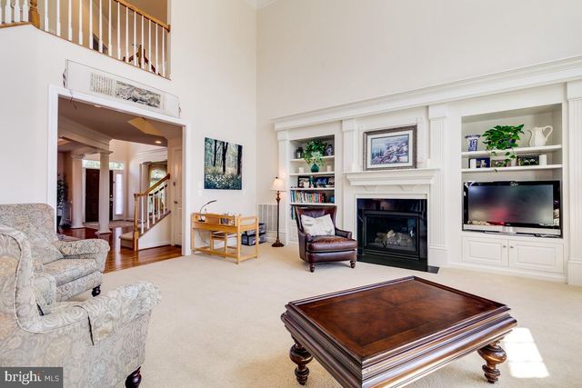42463 PINE FOREST DR, Chantilly, VA 20152