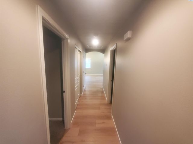 2129 W 23rd Avenue, Kennewick, WA 99336