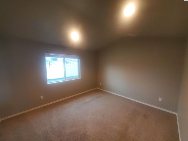 2129 W 23rd Avenue, Kennewick, WA 99336