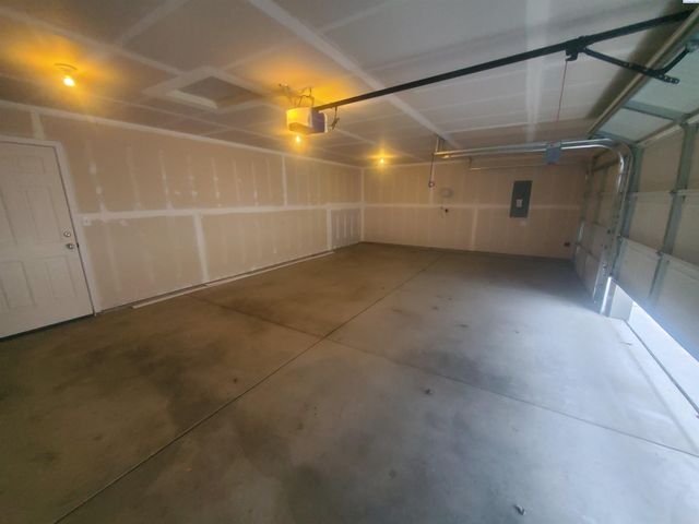 2129 W 23rd Avenue, Kennewick, WA 99336