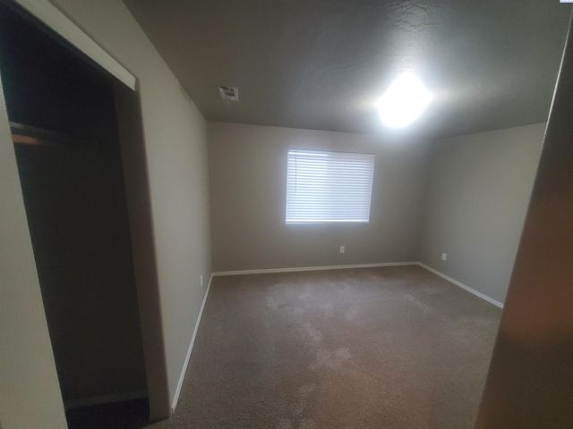 2129 W 23rd Avenue, Kennewick, WA 99336