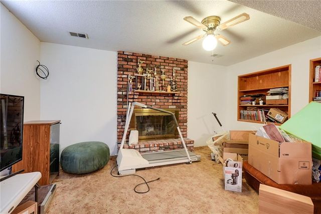 1008 17th Street, Blue Springs, MO 64015
