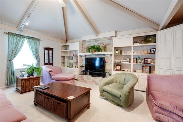 1008 17th Street, Blue Springs, MO 64015