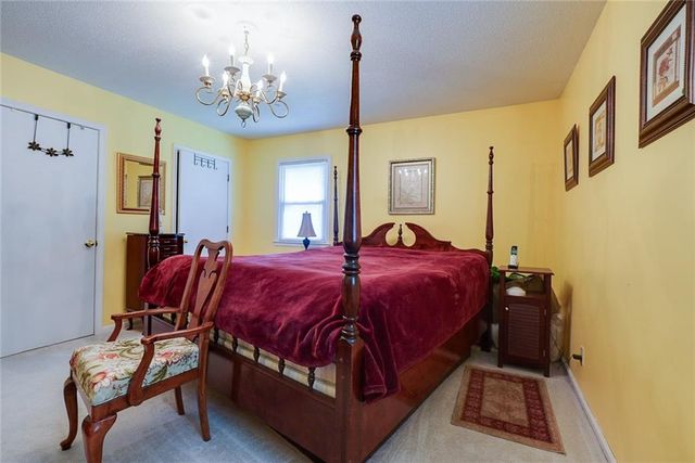 1008 17th Street, Blue Springs, MO 64015