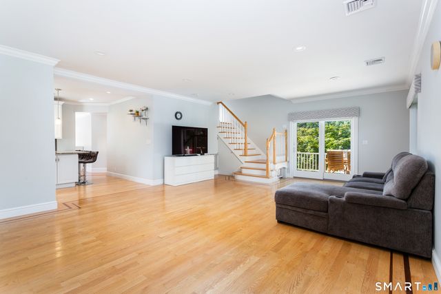 42 Woodledge Road, Stamford, CT 06907