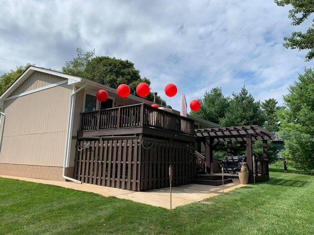 18864 Pioneer Street, Bloomington, IL 61705