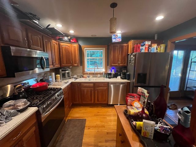 18864 Pioneer Street, Bloomington, IL 61705