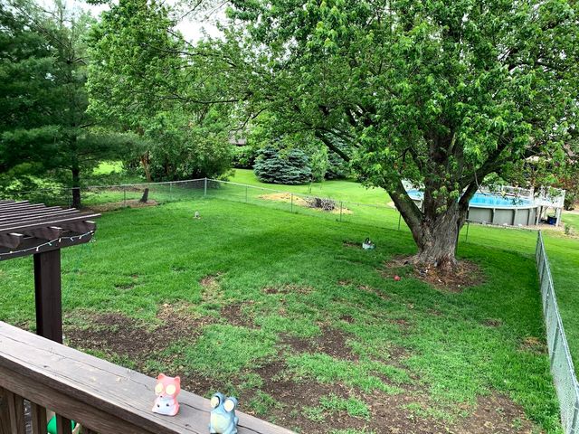 18864 Pioneer Street, Bloomington, IL 61705