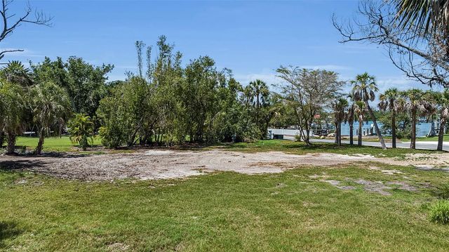 0 ROBERTS POINT ROAD, Sarasota, FL 34242