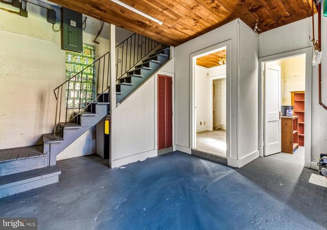 14 N MAIN ST, Mullica Hill, NJ 08062