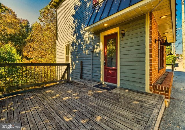 14 N MAIN ST, Mullica Hill, NJ 08062