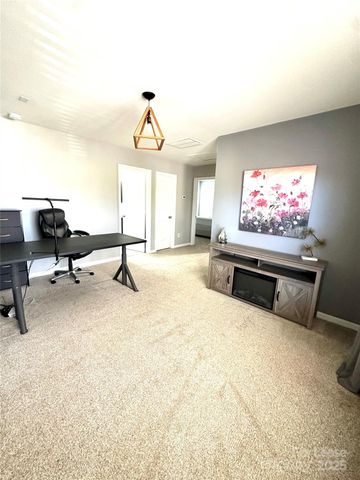 16732 Prairie Falcon Lane, Charlotte, NC 28278