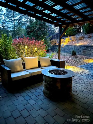 16732 Prairie Falcon Lane, Charlotte, NC 28278