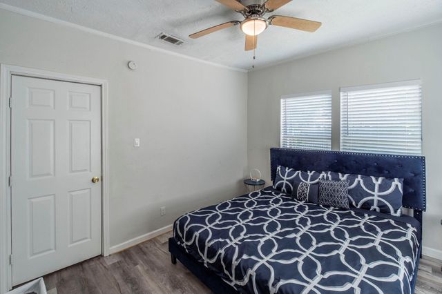 2613 & 2615 Isabella Street, Houston, TX 77004