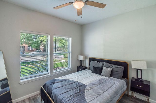 2613 & 2615 Isabella Street, Houston, TX 77004