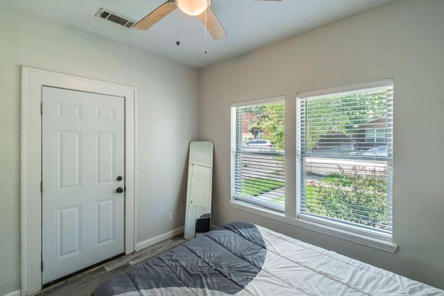 2613 & 2615 Isabella Street, Houston, TX 77004