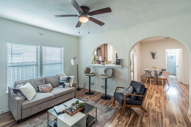 2613 & 2615 Isabella Street, Houston, TX 77004