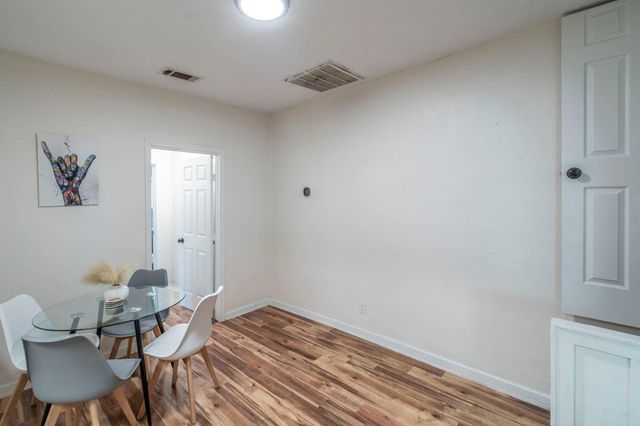 2613 & 2615 Isabella Street, Houston, TX 77004