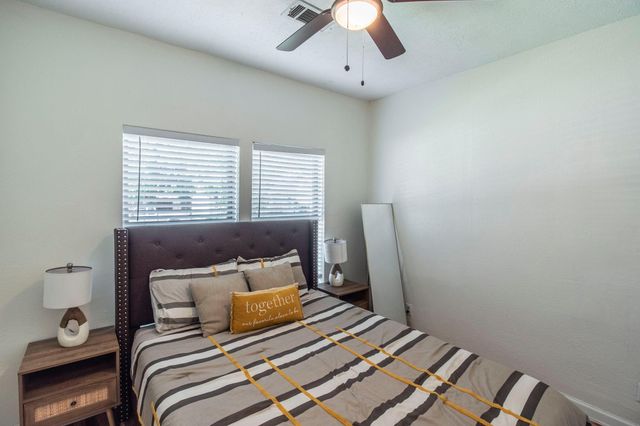 2613 & 2615 Isabella Street, Houston, TX 77004