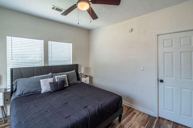 2613 & 2615 Isabella Street, Houston, TX 77004