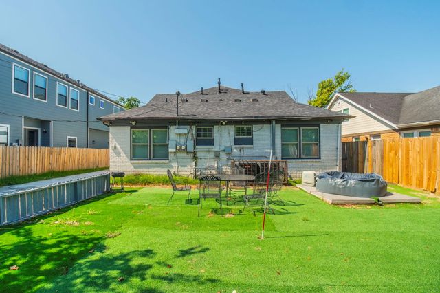 2613 & 2615 Isabella Street, Houston, TX 77004