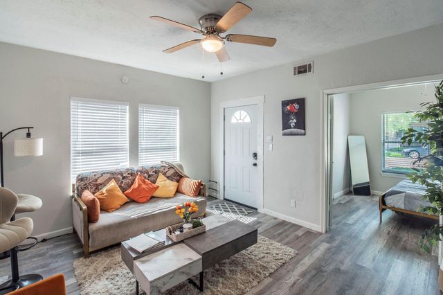 2613 & 2615 Isabella Street, Houston, TX 77004