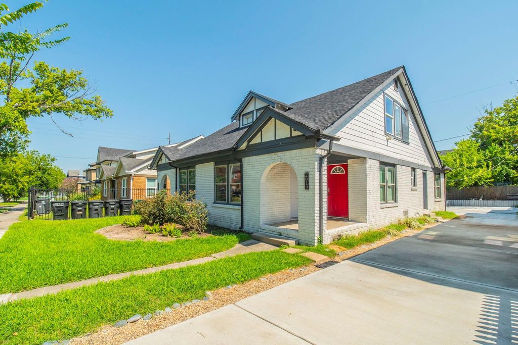 2613 & 2615 Isabella Street, Houston, TX 77004