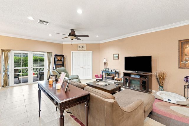 8680 GOLD CAY, West Palm Beach, FL 33411
