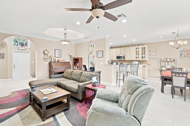 8680 GOLD CAY, West Palm Beach, FL 33411